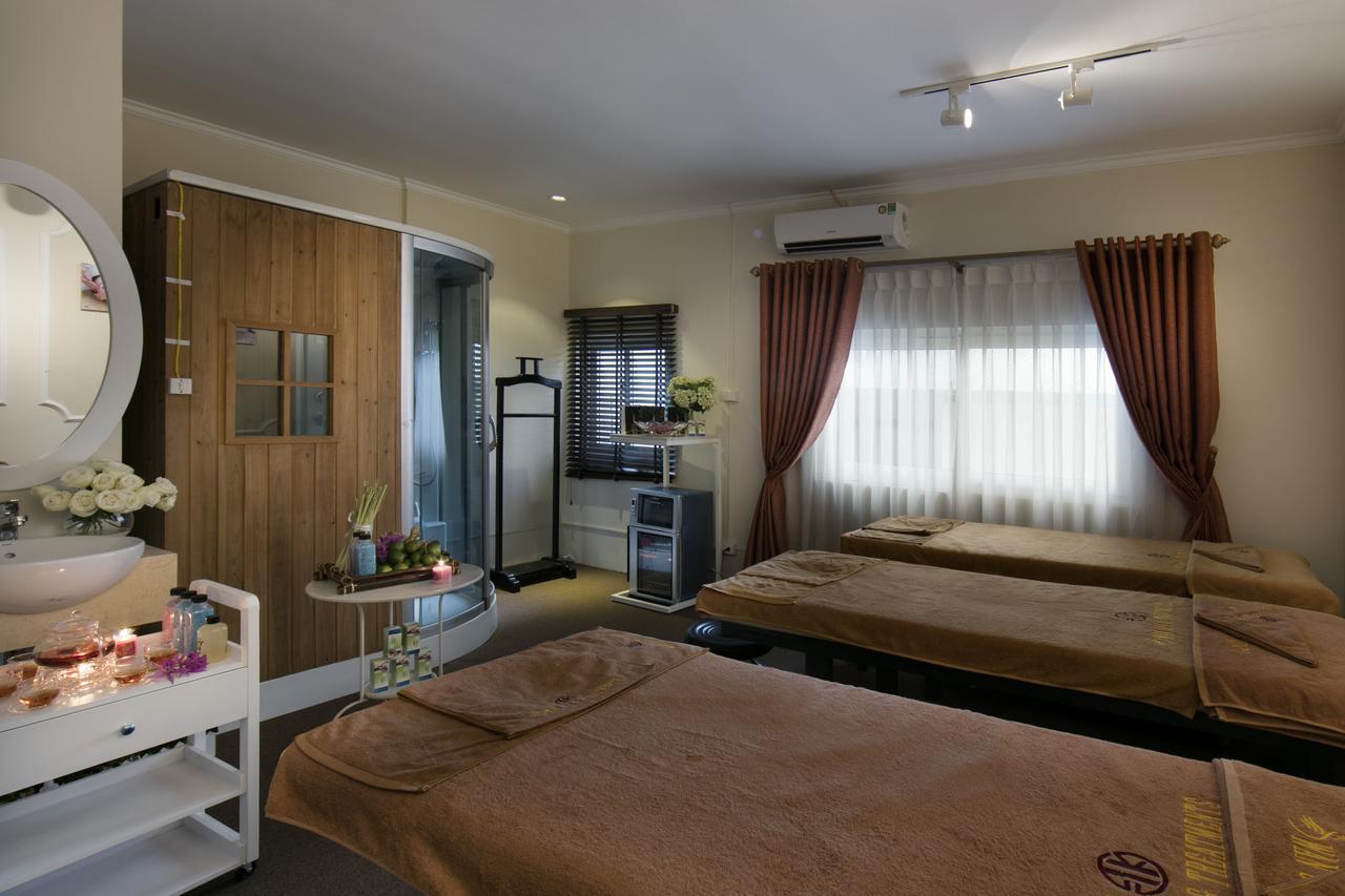 Hanoi Center Silk Premium Hotel & Spa & Travel Hanói Exterior foto